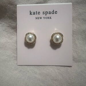 Kate Spade pearl stud earrings NWOT